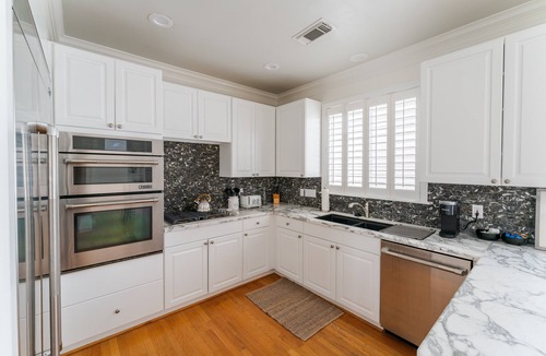Hyde Park House | Roomy Stay in Houston’s River Oaks District! 3BR, 3.5BA, Prime Location!