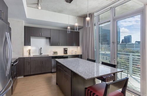 Warehouse District Resort | Roomy Studio at Austin Resort! Complete with Rooftop Pool, Fire Pit, and More!