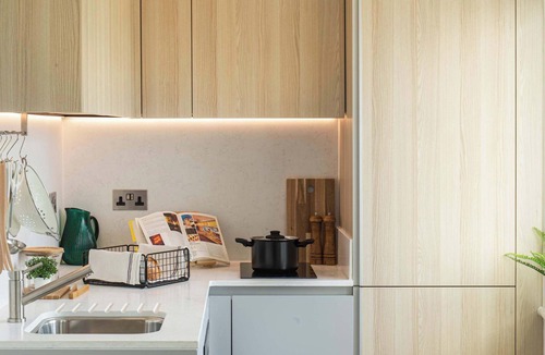 Fairfield Apartment | Roomy Studio | Gym & Workspace | StayCozy