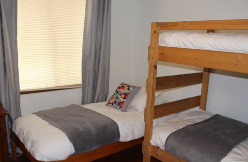 Bonnie Doon House | ROOS@DOON- Absolute Lake Frontage!