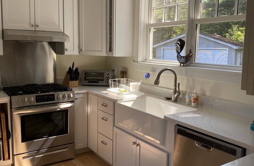 Manset Cottage | 'Rooster Cottage' Harborside - Built New 2022