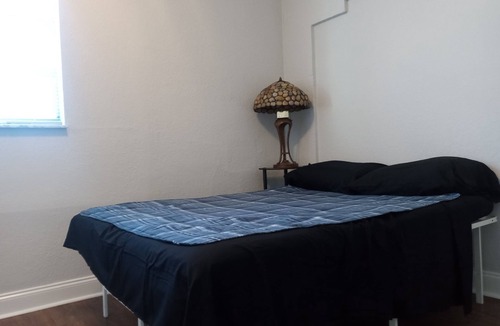 Ybor City Hostel | Rooster Hostel