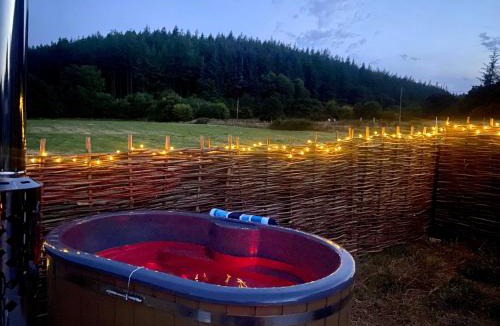 Launceston Cabin | Roosters Retreat