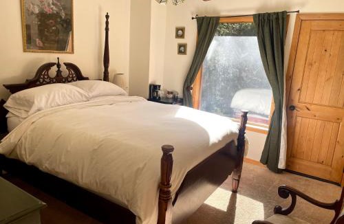 Idyllwild Villa | Root-Stone Lodge