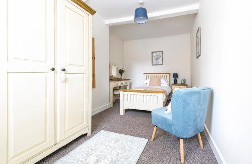 Ollerton House | Ropemaker’s Cottage