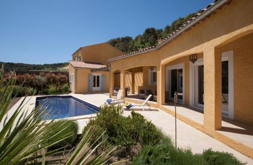 Roquebrun Villa | Roquebrun Villa with Pool
