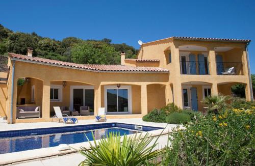 Roquebrun Villa | Roquebrun Villa with Pool