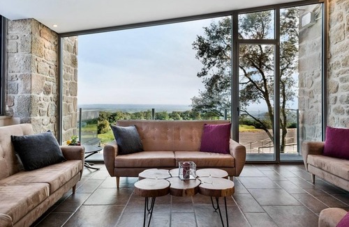 Tora Villa | Rosa Puigfvallferosa 561.356