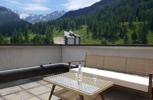 Noveli Apartment | Rosablanche D Attique by Interhome