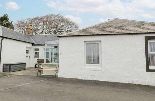 Irvine Cottage | ROSALIN COTTAGE, pet friendly, with open fire in Irvine