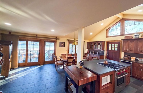 Bolton Landing House | Roscoe Point - Lakefront on Lake George