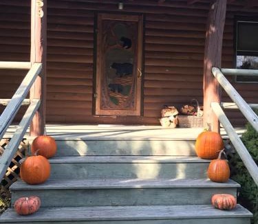 Town of Colchester House | Roscoe Retreat