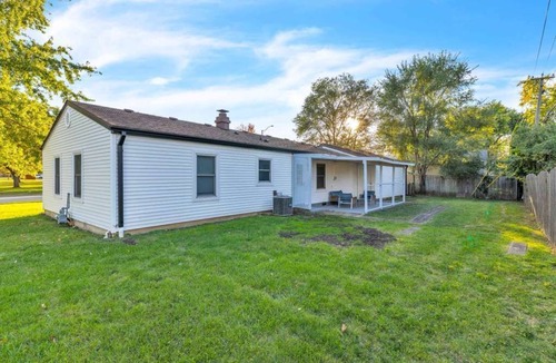 Romeoville House | Rose: 4BR-2BT Spacious Ranch Home