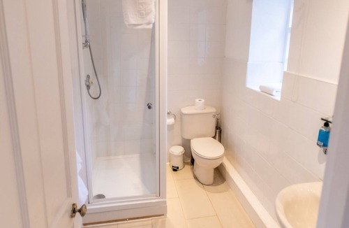 Hinton Charterhouse Bed & Breakfast | Rose And Crown