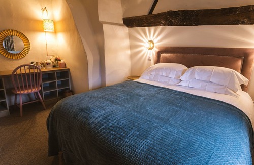 Godalming Hotel | Rose and Crown