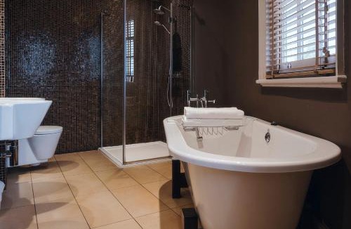 Clissold Hotel | Rose and Crown Stoke Newington