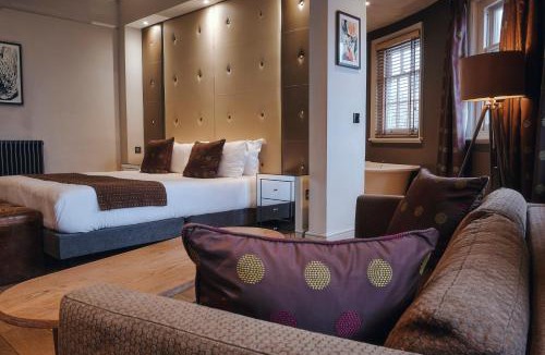 Clissold Hotel | Rose and Crown Stoke Newington