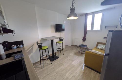 Ernee Apartment | ROSE - Appartement entier tout confort et moderne Hyper centre d'ERNÉE
