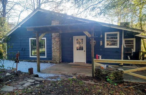 Wiley Cabin | Rose Bud Cottage by Lake Burton!