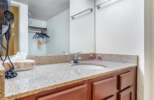 Tyler Hotel | Rose City Inn & Suites