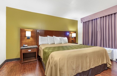 Tyler Hotel | Rose City Inn & Suites