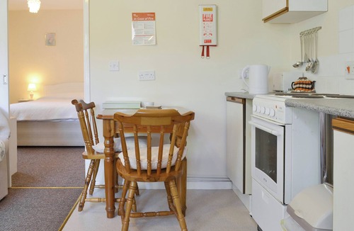 East Dereham Cottage | Rose Cottage - B6009