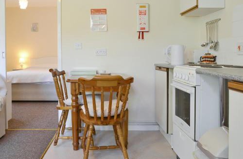 East Dereham House | Rose Cottage - B6009