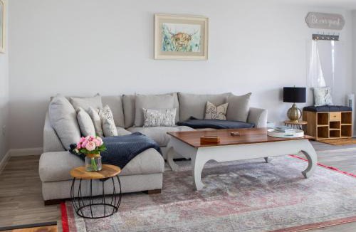 Dingwall House | Rose Cottage