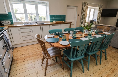 Carlton-in-Cleveland Cottage | Rose Cottage