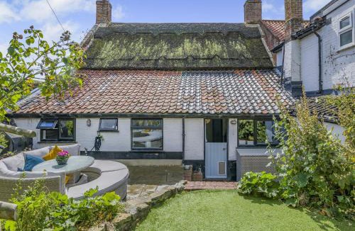 Reedham House | Rose Cottage