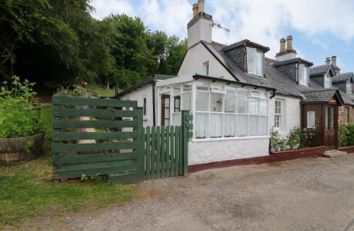 Strathpeffer House | Rose Cottage