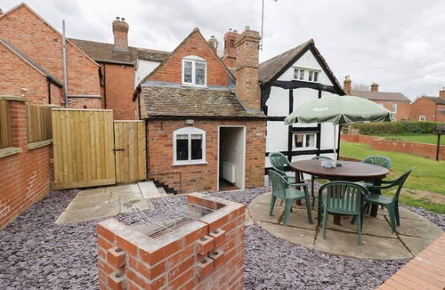 Upton upon Severn Cottage | Rose Cottage