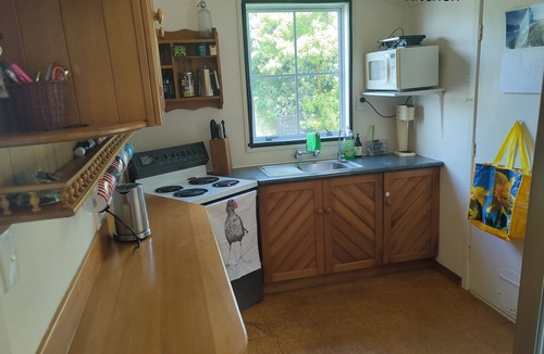 Foxton Beach House | Rose Cottage get-away, Foxton Beach