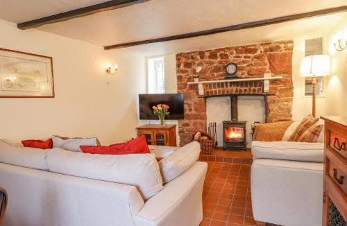 Dawlish House | Rose Cottage in Holcombe