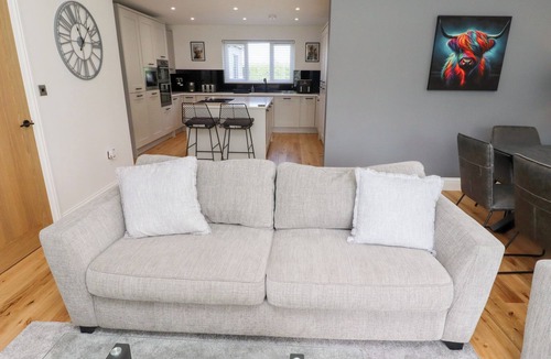 Dunstan House | ROSE COTTAGE, with open fire in Embleton