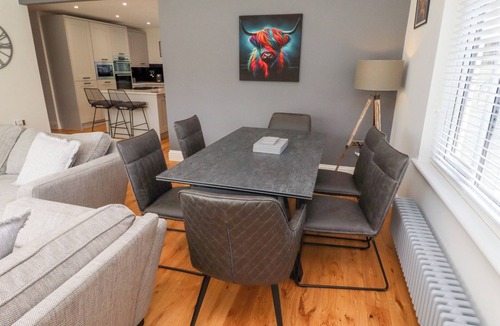 Dunstan House | ROSE COTTAGE, with open fire in Embleton