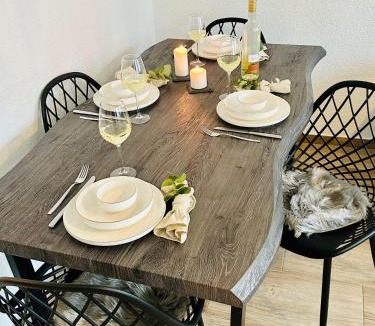 Rosenfeld Apartment | Rose