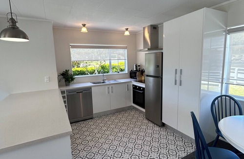 New Plymouth House | Rose Dell🌹