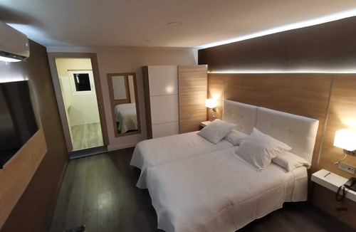 Belvianes-et-Cavirac Hotel | Rose des Pyrénées