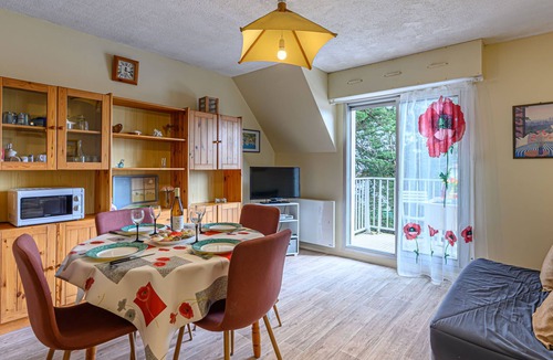 Quiberon Apartment | Rose des Vents by Interhome