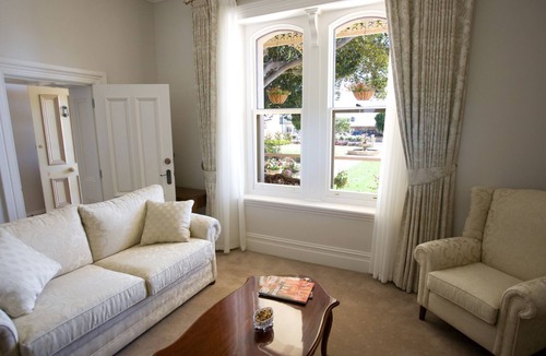 Goolwa Bed & Breakfast | Rose-Eden House at Goolwa