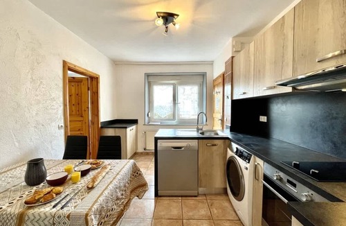 Forges-les-Bains Apartment | Rose