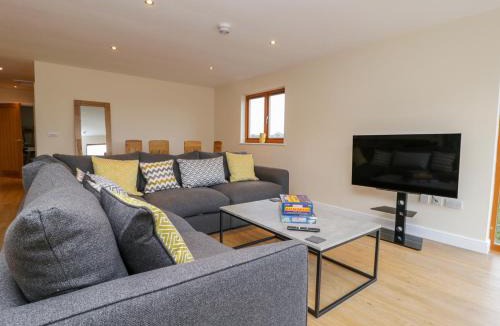 Sheriff Hutton House | Rose Lodge