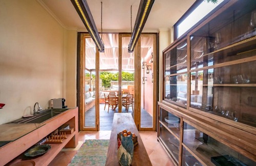 Uluwatu Villa | Rose Moon 3BR for Groups - 5 Min to Thomas Beach