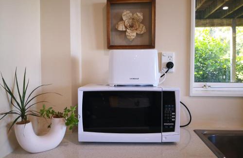 Mairangi Bay House | Rose Room