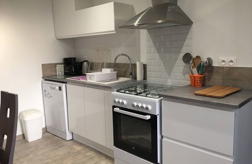 Fontenay-le-Comte House | Rose Trémière - Apt 3