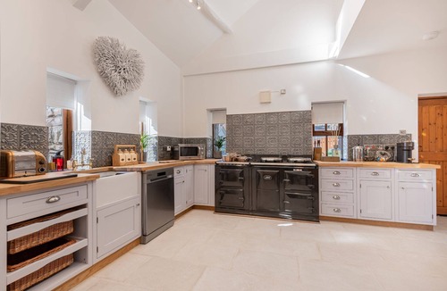 Penrith Apartment | Rose Walls - Luxury Cottages