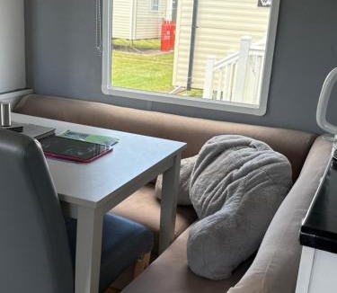 Orlestone Resort | Roseanna