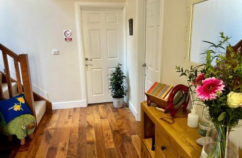 Newcastle Emlyn Bed & Breakfast | Roseberry House