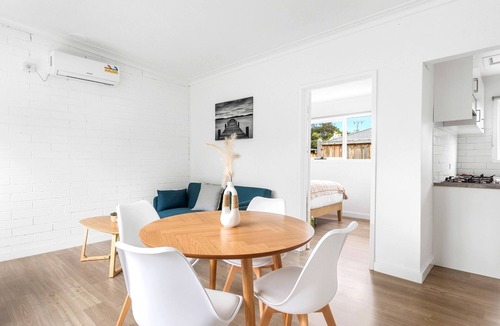 Capel Sound Apartment | Rosebud Beachfront Haven Coastal Bliss Five